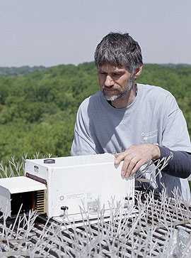 Pat Neale uses the SR-18 UV monitor
